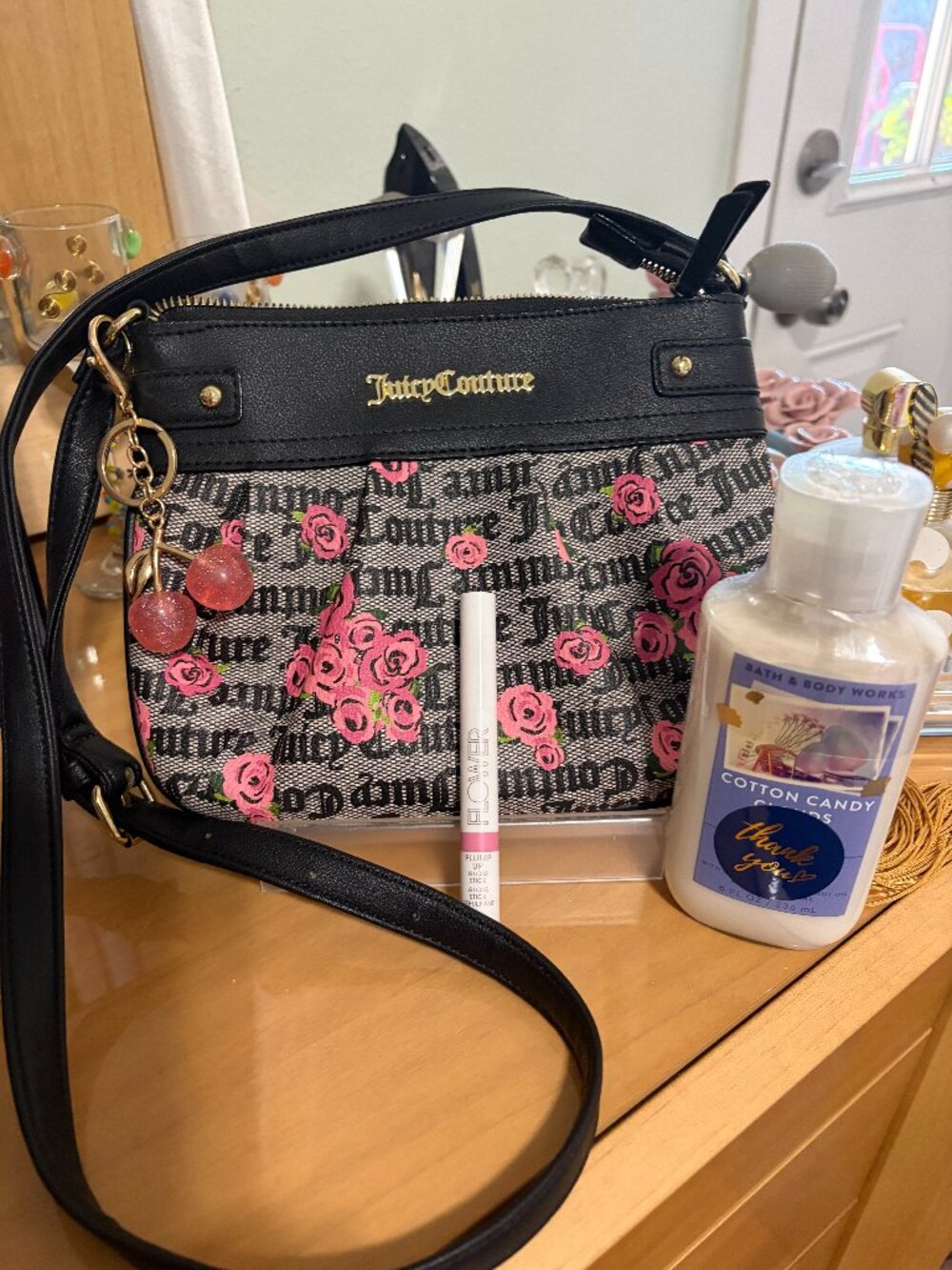 JUICY COUTURE NWOT CROSSBODY BUNDLE